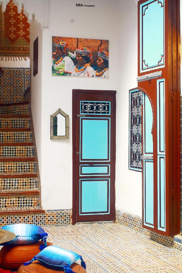Riad Khmisa Tétouan Екстериор снимка